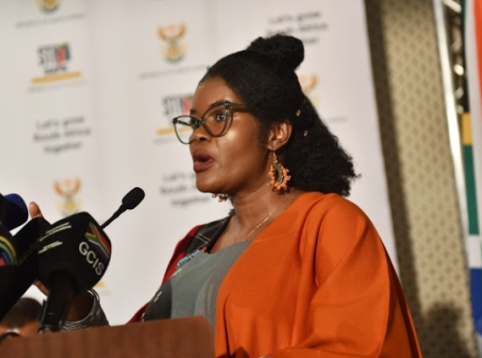 DA plans to lay a criminal complaint against Higher Education Minister Nkabane
